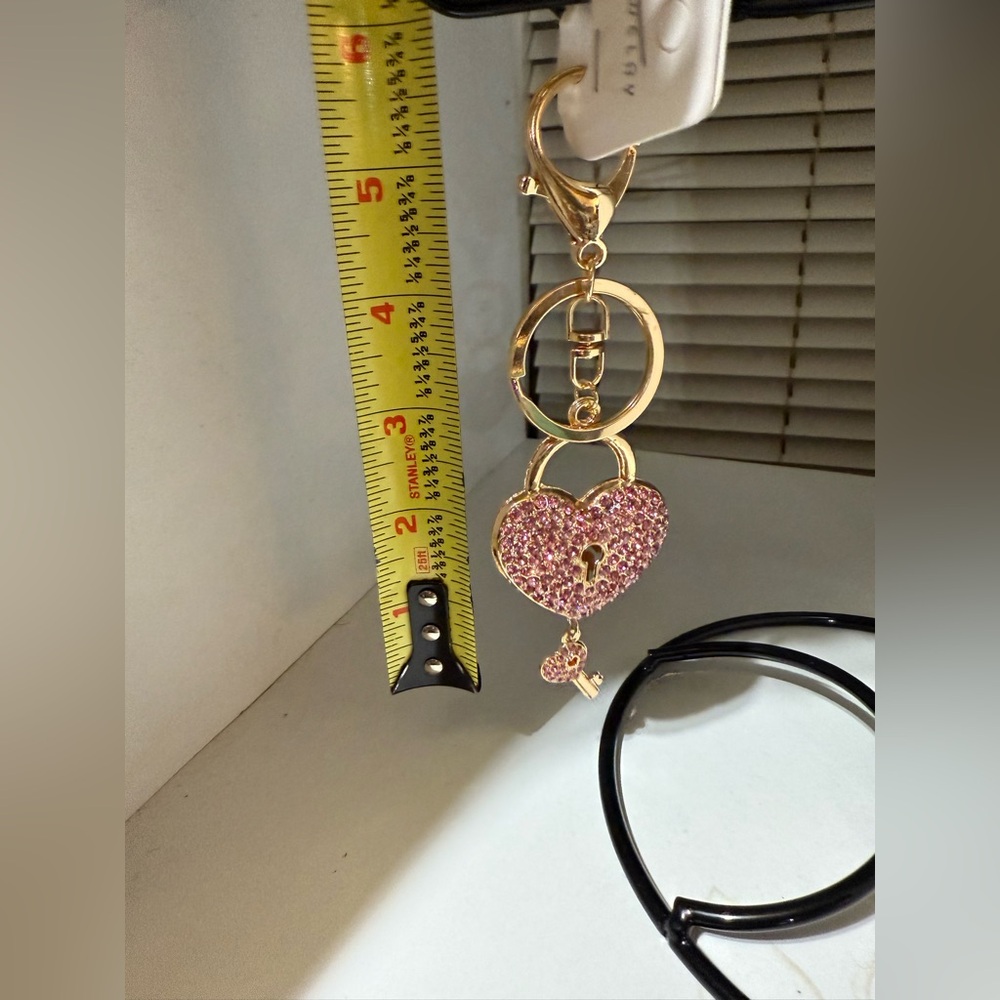 Gold and Pink Heart Keychain by - Picture 4 of 4